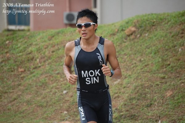 MOK YING REN of Singapore.1st place men 16-29 OD