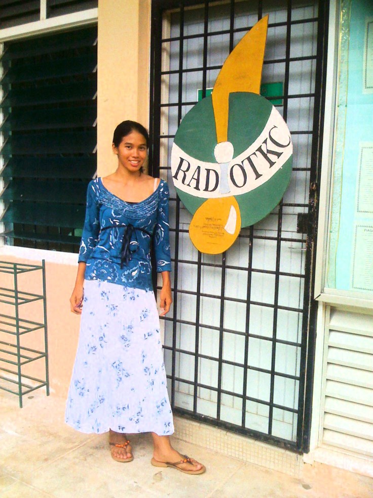 cherishing the high skool memories..hahaha..jalan2 at TKC after Eddy's wedding. Visited my dorm, Kemuning,Tun Fatimah (Blue House), the skool hall,office etc..