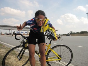 training how to become a hantu raya in broad day light !