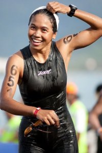 1 happy Julie ! 1hr 35mins ! Incredible enuff for me ! i was beaming with joy hacing in mind that i have another 180km + 42 km to go !!!