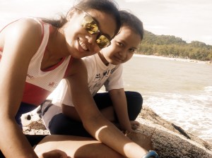 one place i can NEVER EVER in my friggin life get bored: A BEAUTIFUL SUNNY BEACH.