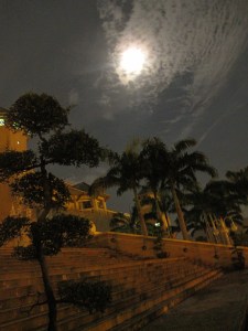 Sungguh syahdu menyambut kedatangan raya..*sob...*