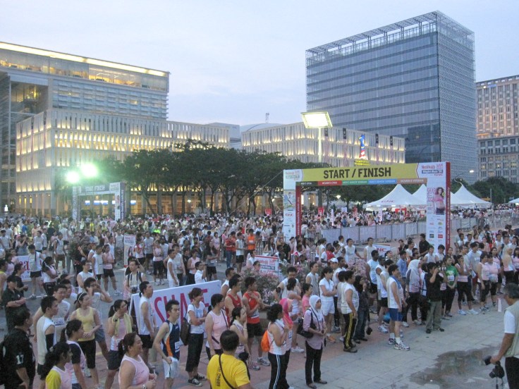 ShapeMagazineNightRun2011