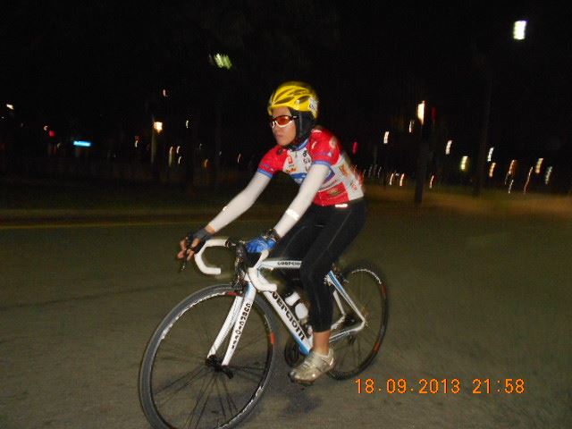 Not the best of photos. But who am i to complain . Thanks brother AweSl Zeroo for this without-my-permission shot. hehehe ! 