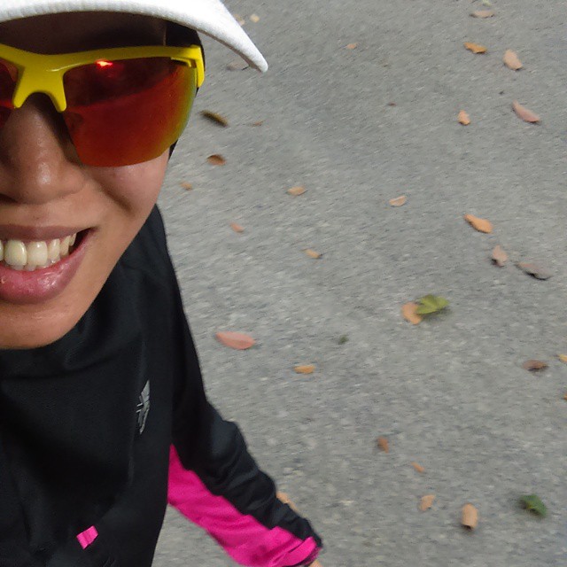 Me grinning in my pink-black Karrimor drifit top from Sports Direct ! Taken during a recent hike up the Kiara Hills